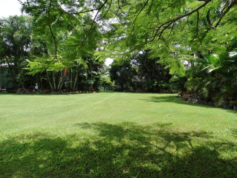 679 Coast Road, Baffle Creek QLD 4674