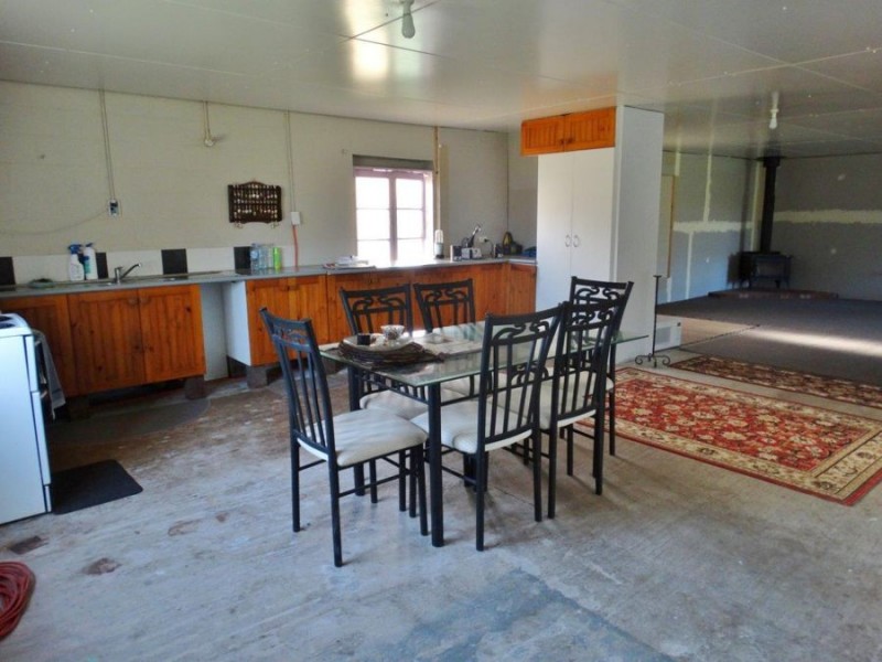 286 Matchbox Road, Deepwater QLD 4674