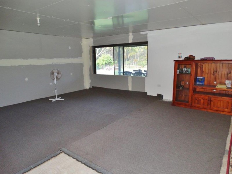 286 Matchbox Road, Deepwater QLD 4674