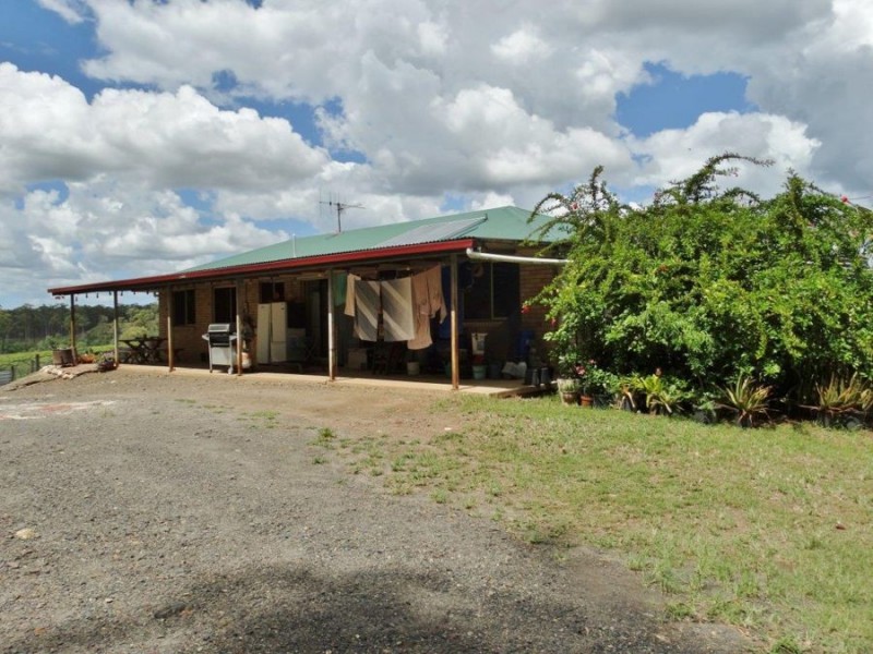 86 Simpsons Road, Bullyard QLD 4671