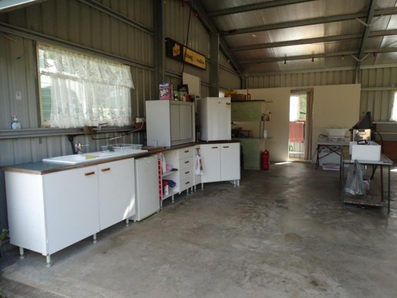 350 Oyster Creek Road, Oyster Creek QLD 4674