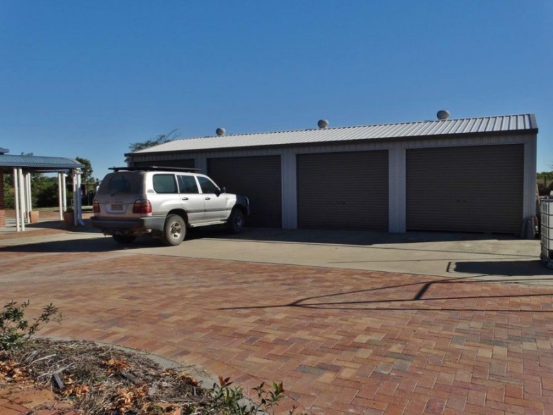 2648 Gin Gin Road, South Kolan QLD 4670