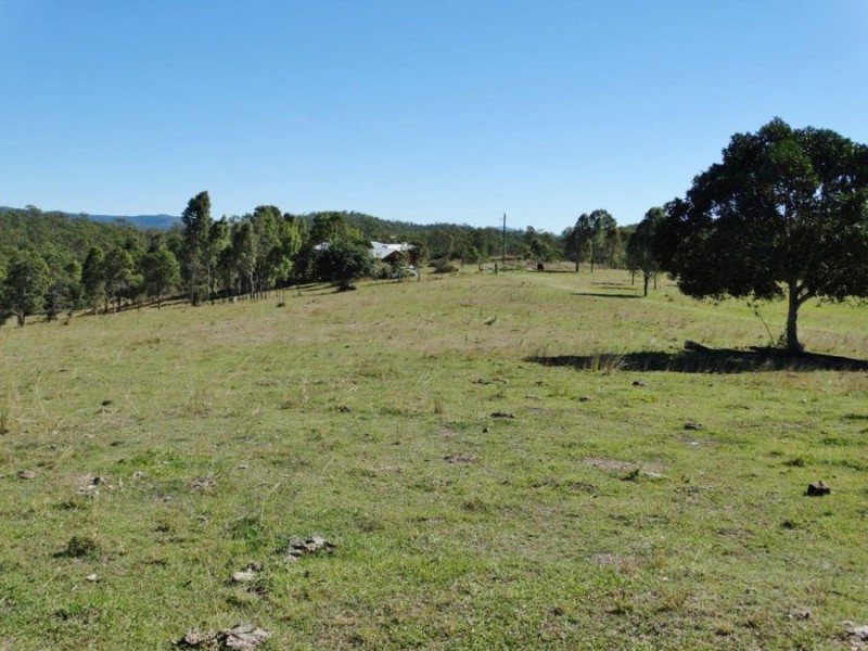 63 Logan Road, Colosseum QLD 4677