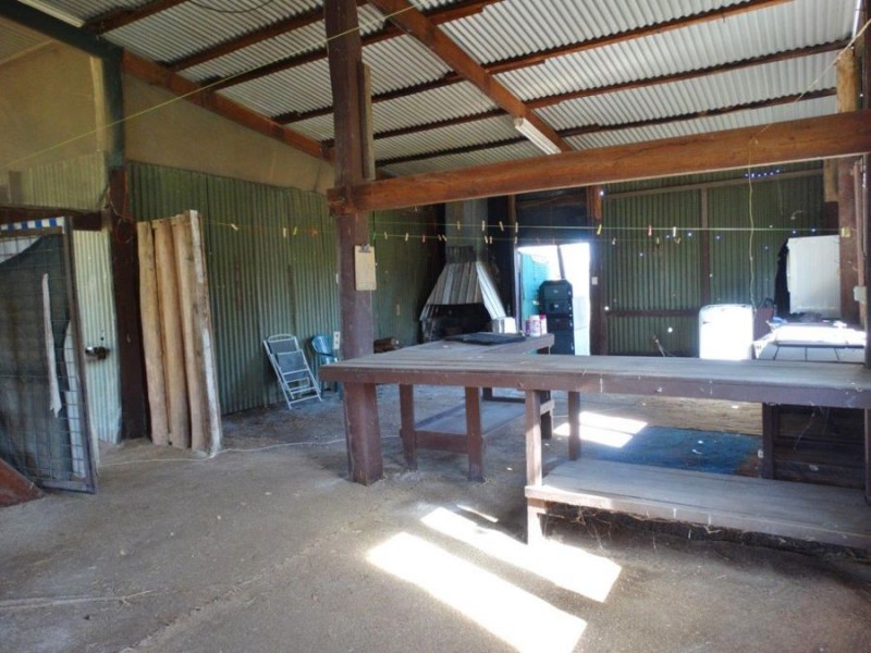 1283 John Clifford Way, Lowmead QLD 4676