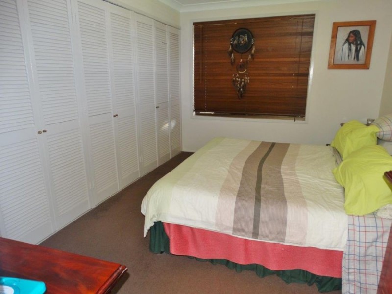 10 Wattle Street, Winfield QLD 4670