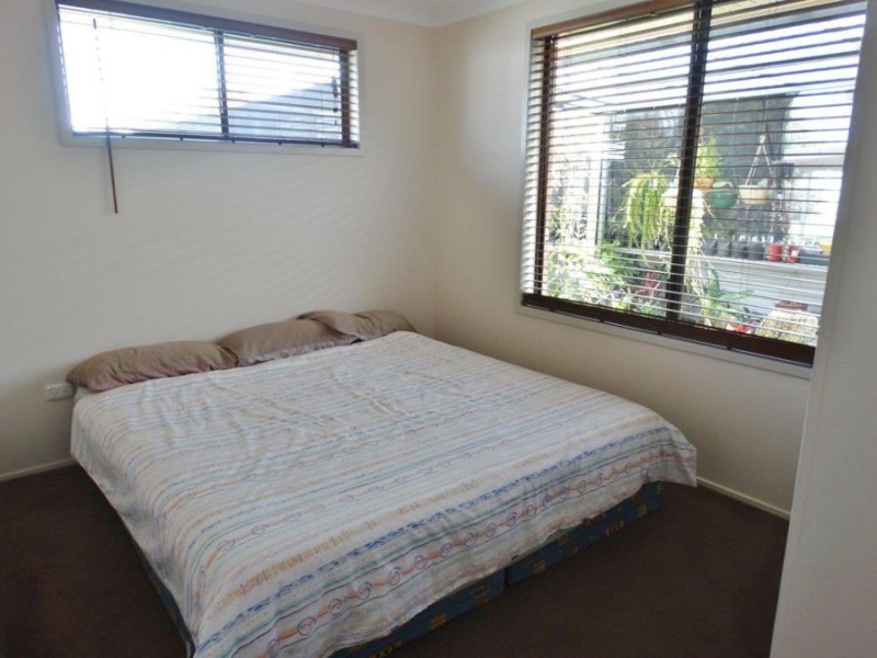 10 Wattle Street, Winfield QLD 4670