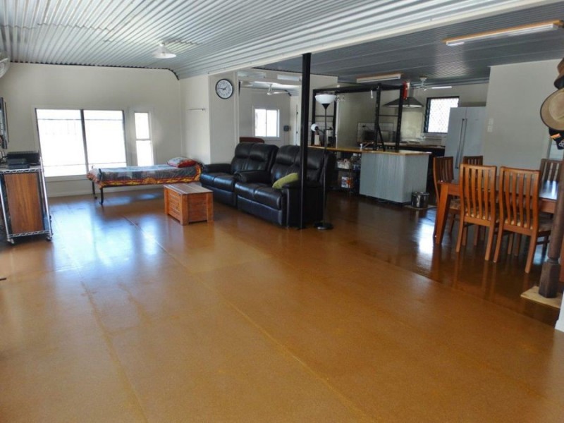 560 Matchbox Road, Deepwater QLD 4674