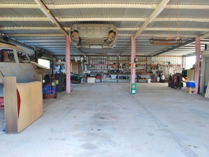 328 Matchbox Road, Deepwater QLD 4674