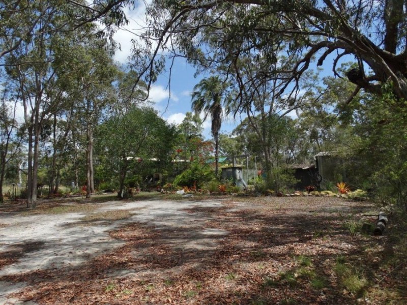 299 Lindy Drive, Rules Beach QLD 4674