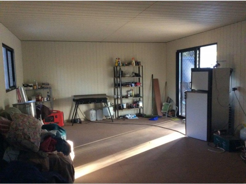 189 Seabreeze Court, Deepwater QLD 4674