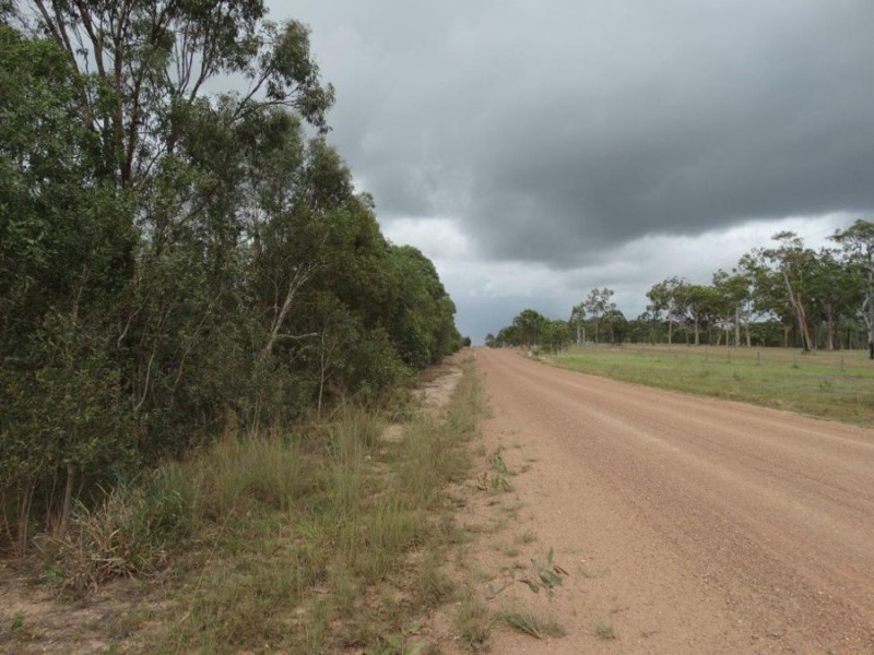 189 Seabreeze Court, Deepwater QLD 4674