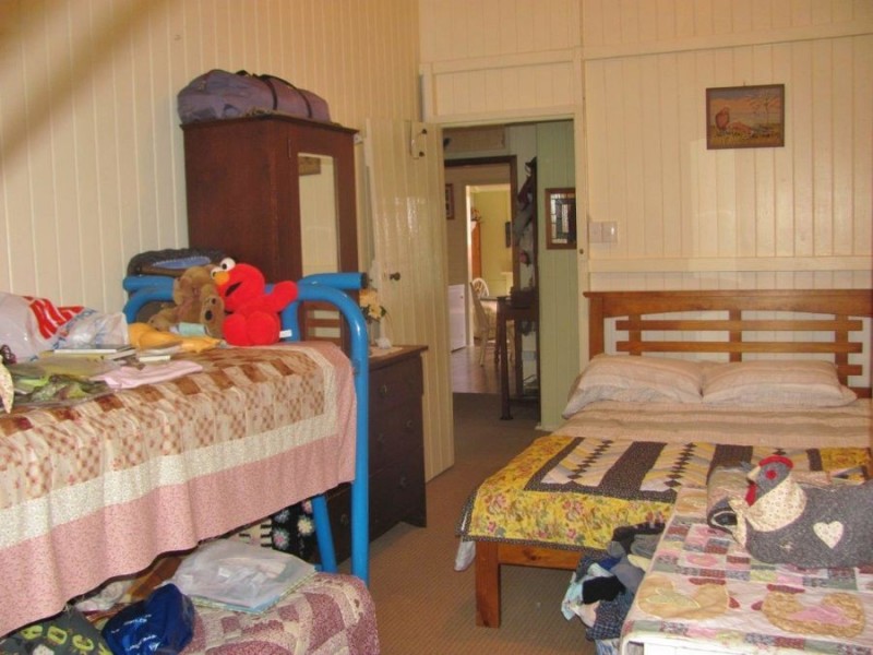 457 Deepwater Road, Deepwater QLD 4674