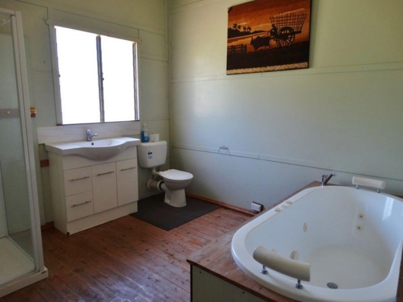 4 Jinks Street, Miriam Vale QLD 4677