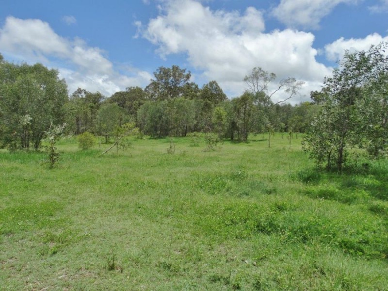 1030 Round Hill Road, Captain Creek QLD 4677