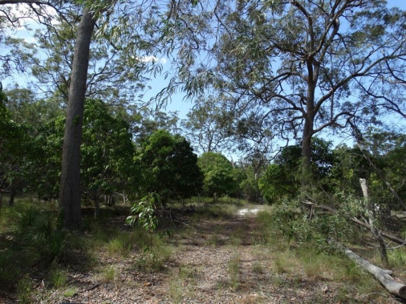 595 Pacific Drive, Deepwater QLD 4674