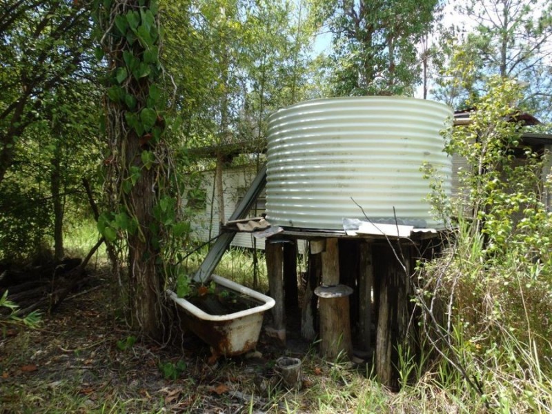 595 Pacific Drive, Deepwater QLD 4674