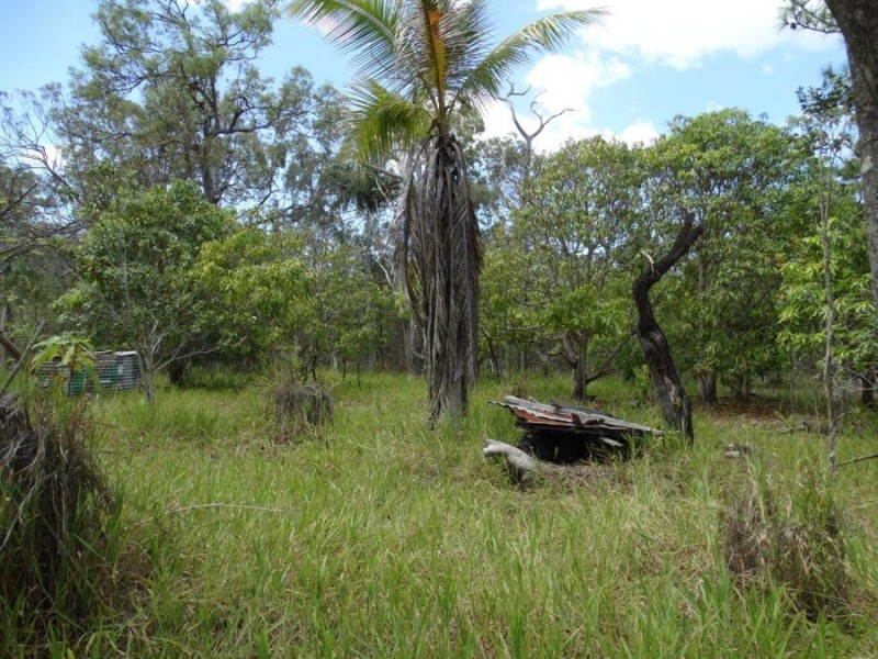 595 Pacific Drive, Deepwater QLD 4674