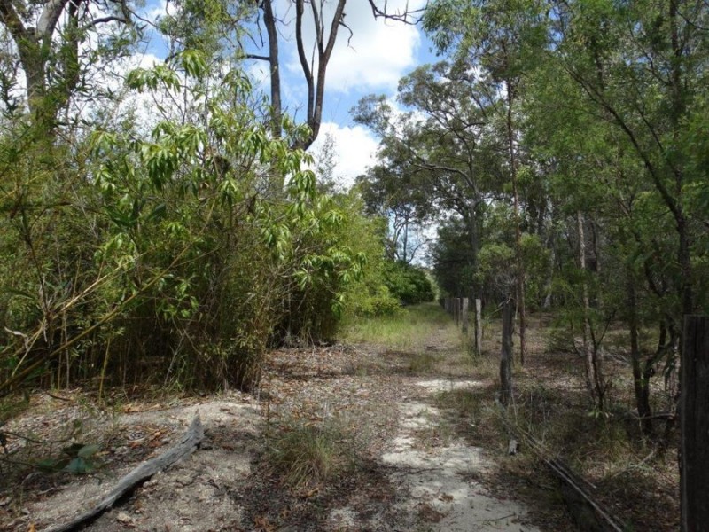 595 Pacific Drive, Deepwater QLD 4674