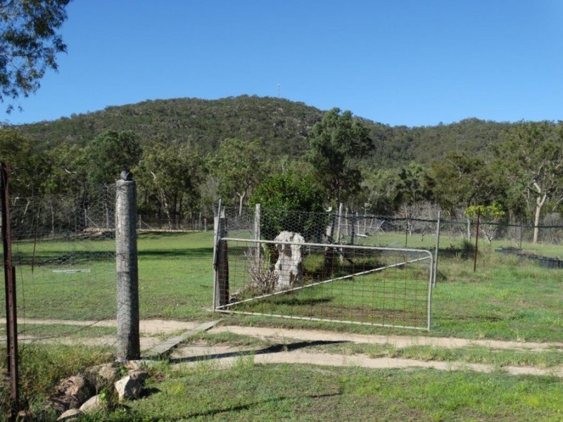 1833 Tableland Road, Mount Maria QLD 4674
