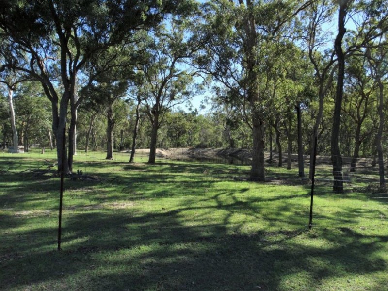 1833 Tableland Road, Mount Maria QLD 4674