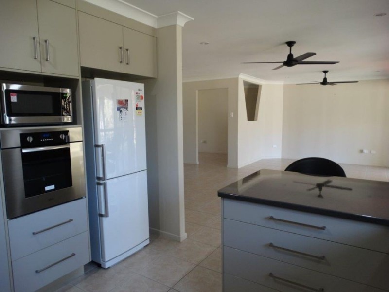13 Wattle Court, Miriam Vale QLD 4677