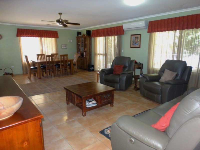1272 Tableland Road, Mount Maria QLD 4674
