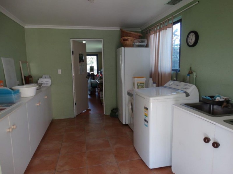 1272 Tableland Road, Mount Maria QLD 4674