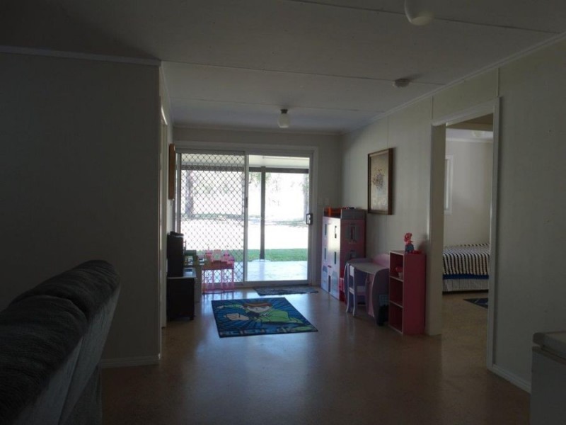 3537 Lowmead Road, Lowmead QLD 4676