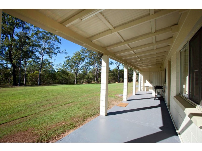 6 Muller Road, Baffle Creek QLD 4674