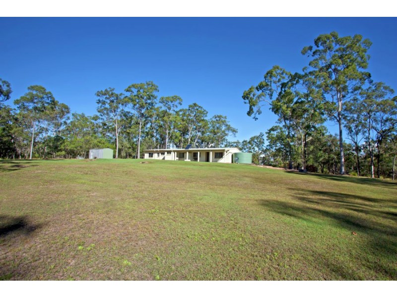 6 Muller Road, Baffle Creek QLD 4674