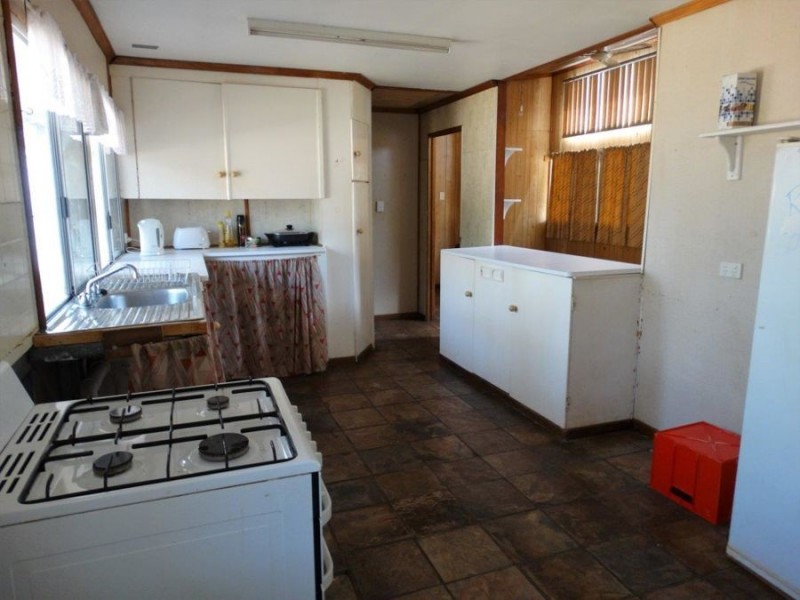 233 Pacific Drive, Deepwater QLD 4674