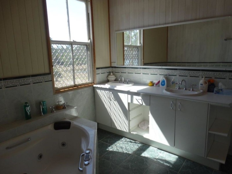 604 Coast Road, Baffle Creek QLD 4674