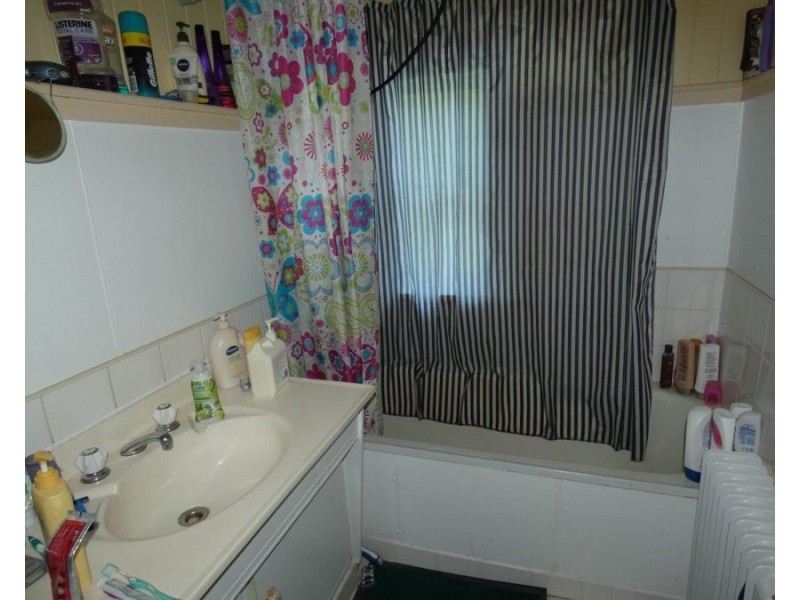 2140 Tableland Road, Mount Maria QLD 4674