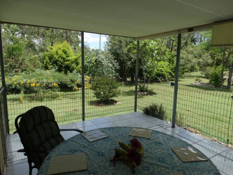 8 Maidments Road, Yandaran QLD 4673