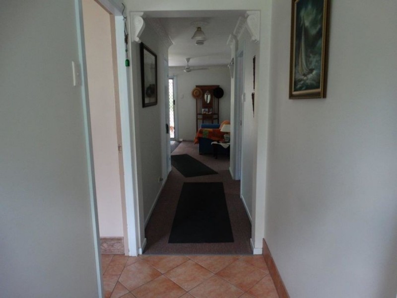 8 Maidments Road, Yandaran QLD 4673