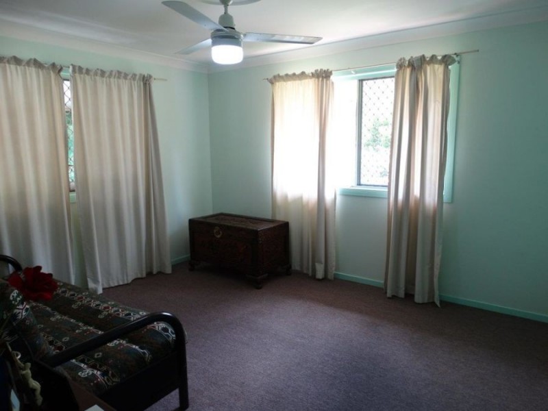 8 Maidments Road, Yandaran QLD 4673