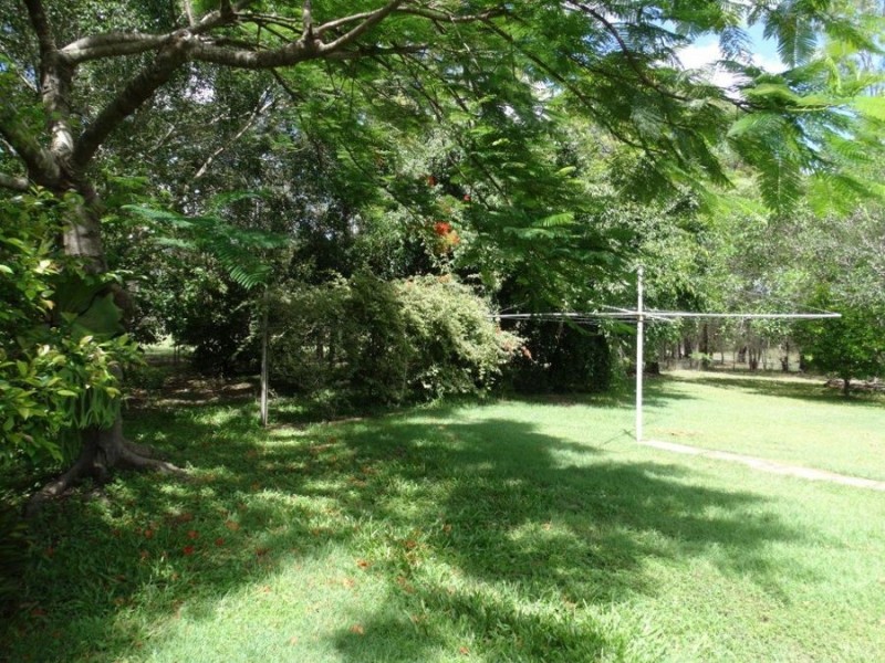 8 Maidments Road, Yandaran QLD 4673