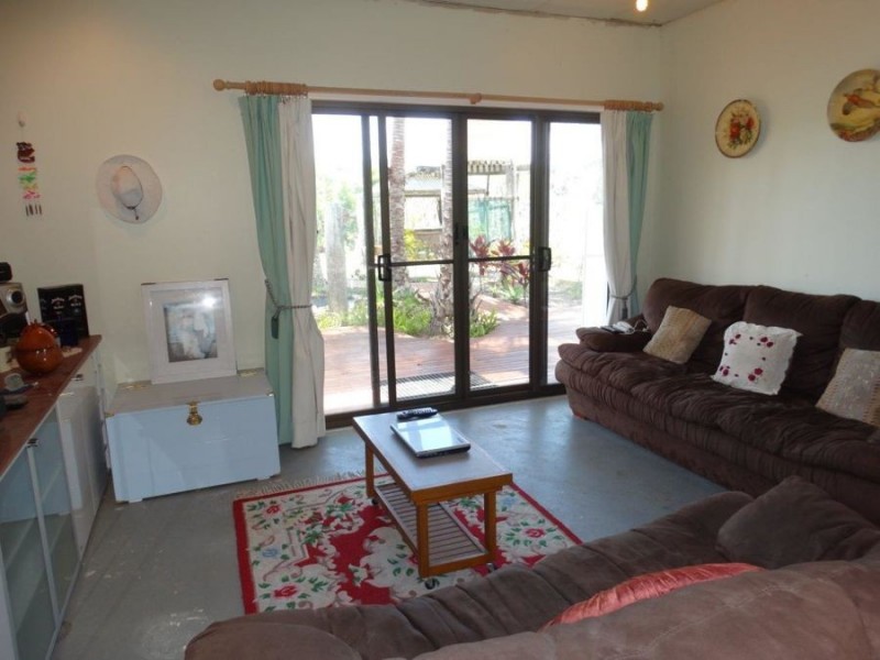 94 Freshwater Court, Deepwater QLD 4674