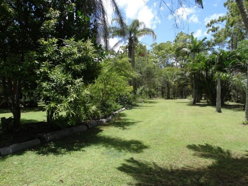 122 Muller Road, Baffle Creek QLD 4674