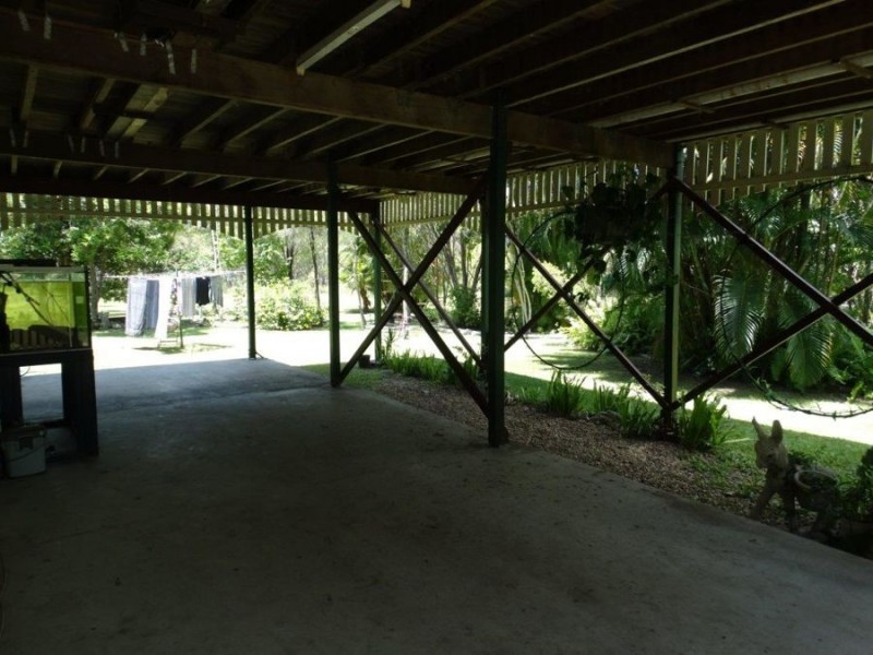 122 Muller Road, Baffle Creek QLD 4674