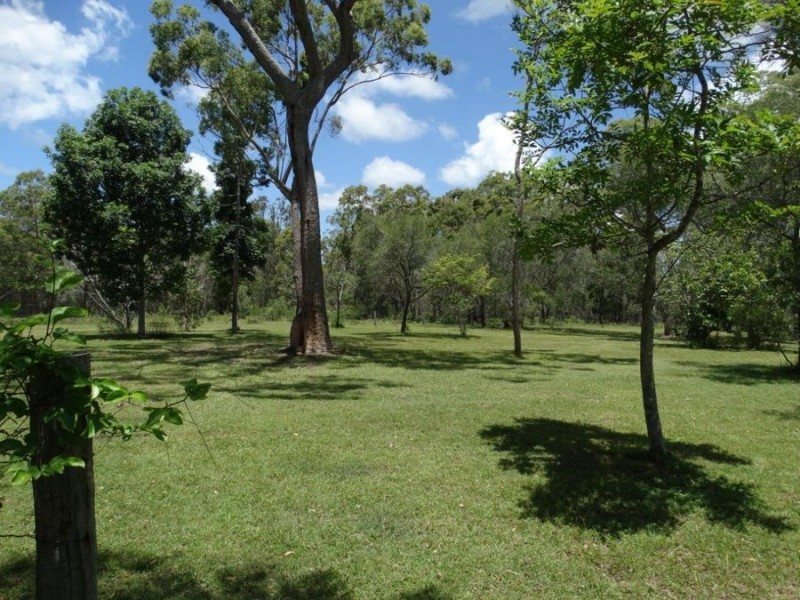 122 Muller Road, Baffle Creek QLD 4674