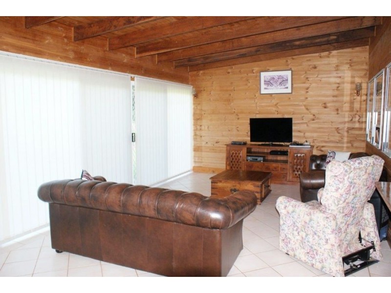 966 Taunton Road, Taunton QLD 4674