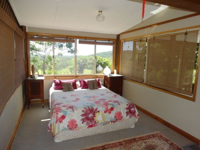 380 Baldaw Road, Captain Creek QLD 4677