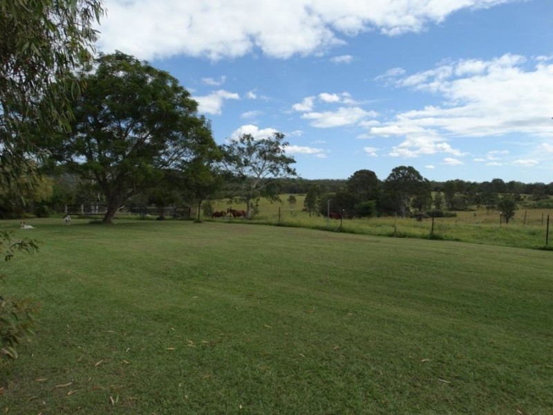 3727 Lowmead Road, Lowmead QLD 4676