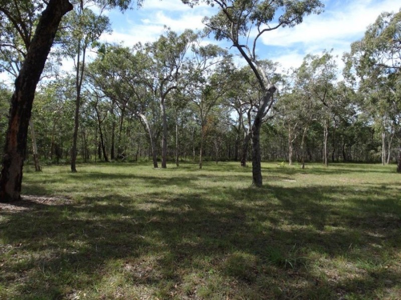 560 Matchbox road, Deepwater QLD 4674