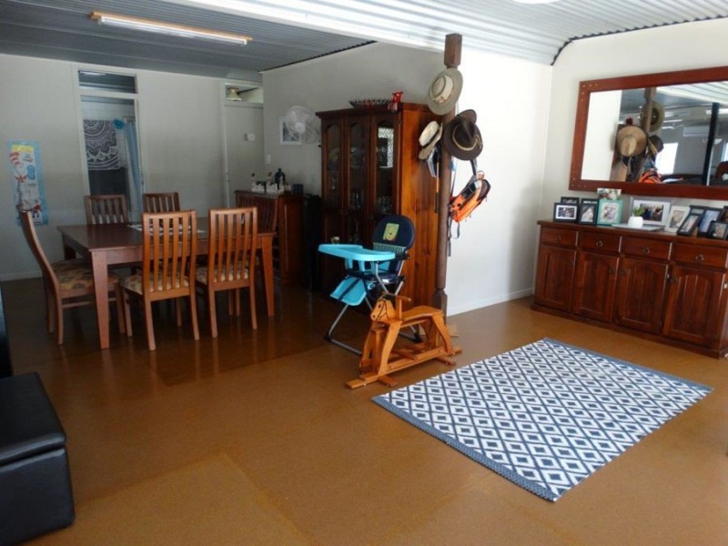 560 Matchbox road, Deepwater QLD 4674