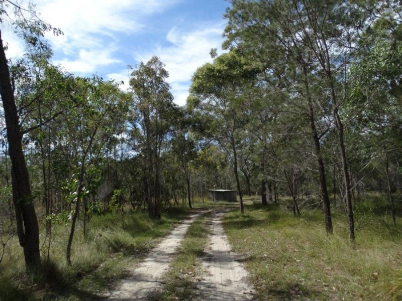 560 Matchbox road, Deepwater QLD 4674