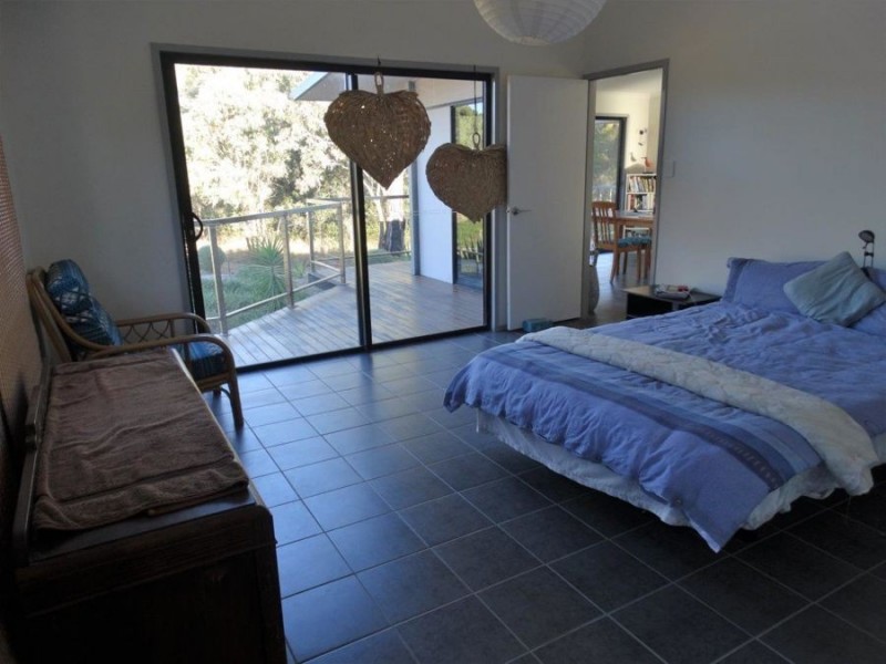 1079 Hills Road, Mount Maria QLD 4674