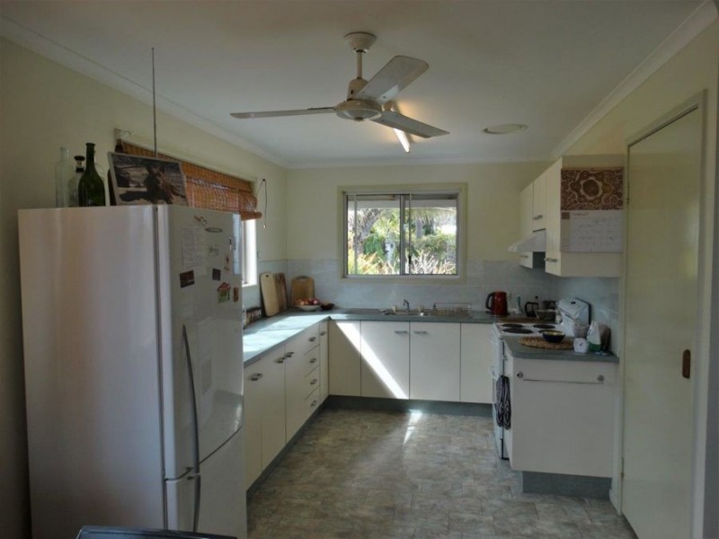 22 Blackall Street, Avondale QLD 4670