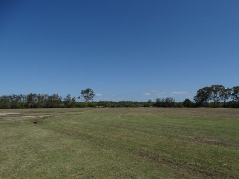 1392 Coast Road, Baffle Creek QLD 4674